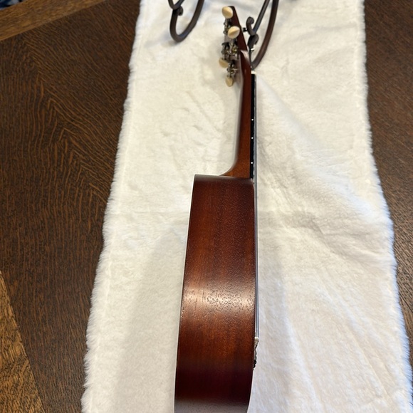 Makala Ukelele - Soprano - Picture 7 of 8